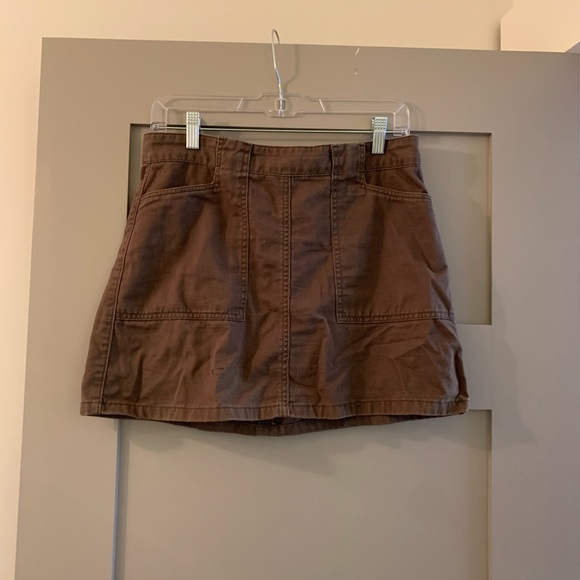Forever 21 Army Green Cargo Mini Skirt - Picture 2 of 6